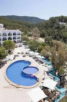 Aptos. Puerto Cala Vadella 2*, Cala Vadella (Ibiza)