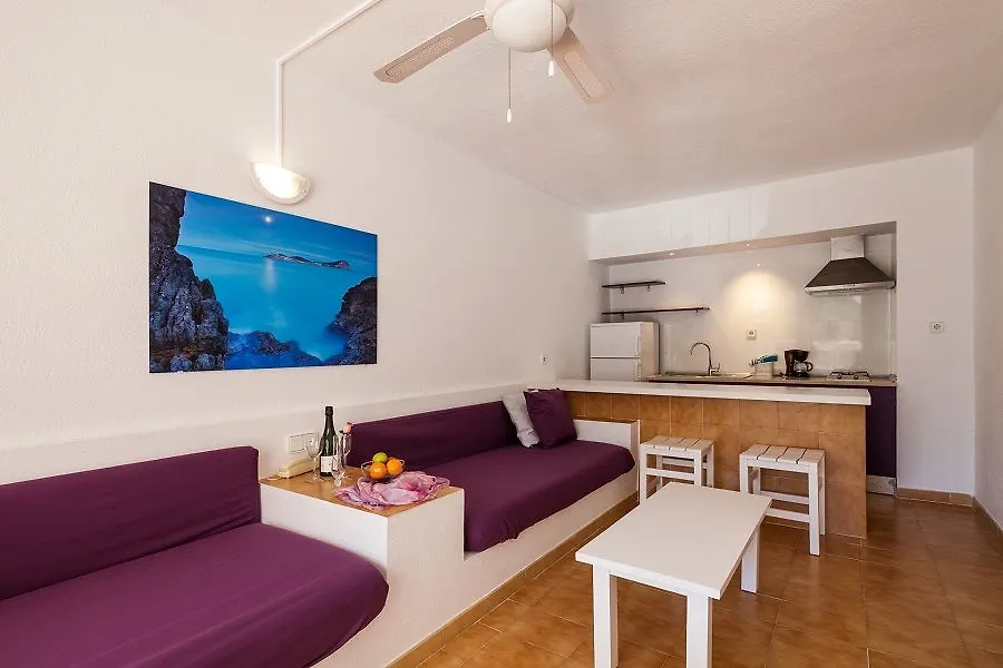 Aptos. Puerto Cala Vadella Aparthotel Cala Vadella (Ibiza)